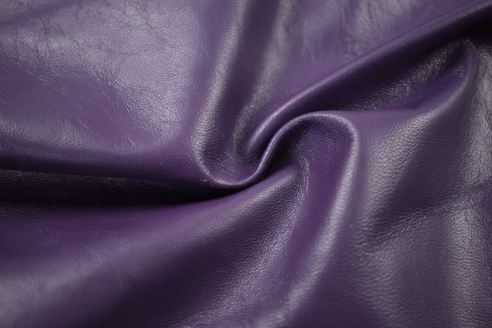 Aubergine purple Soft Lambskin hides