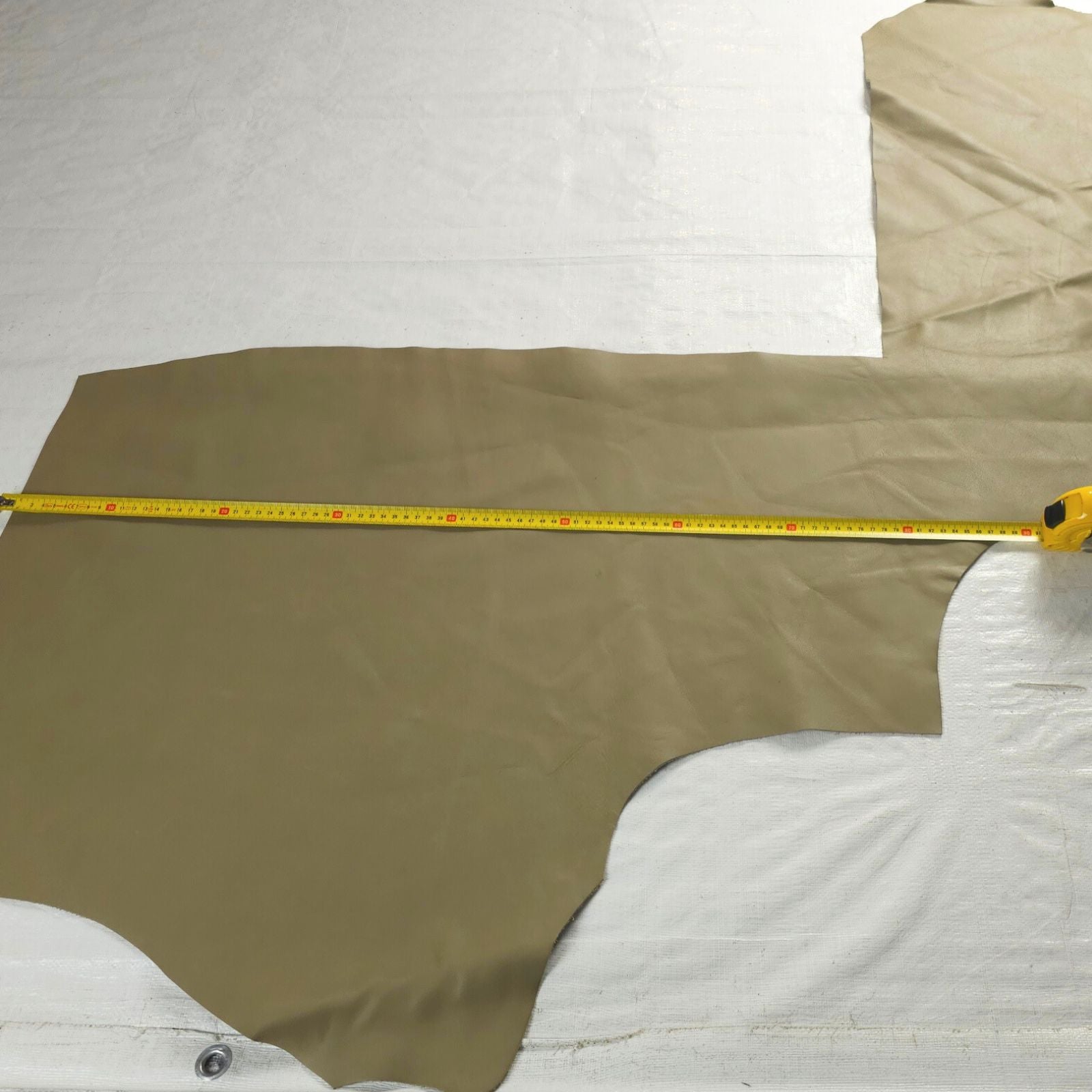 Large Leather Bundles – Solid Colours (Approx. 20 sq ft)